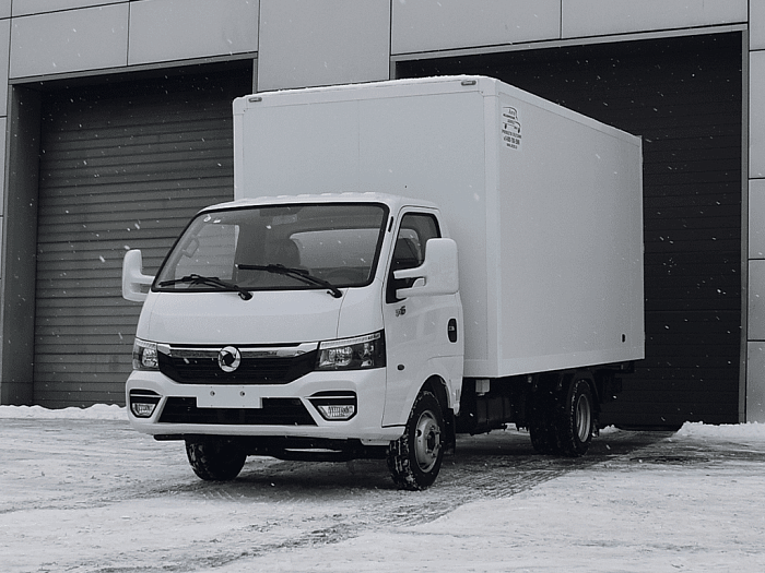 Изотермический фургон на шасси Junfeng Q35